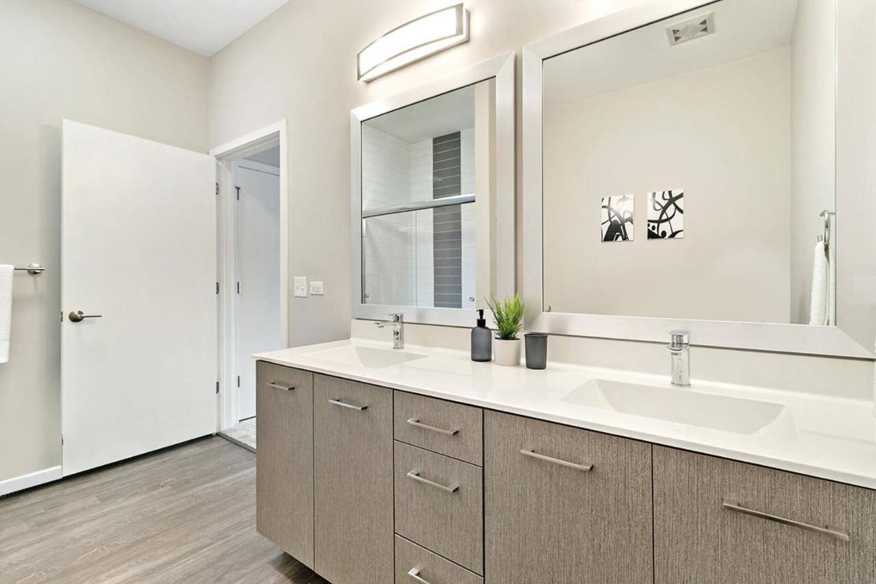 Bright & Comfortable Oakbrook 2Br Apt Free Parking - Ob 1 Apartamento Oakbrook Terrace Exterior foto