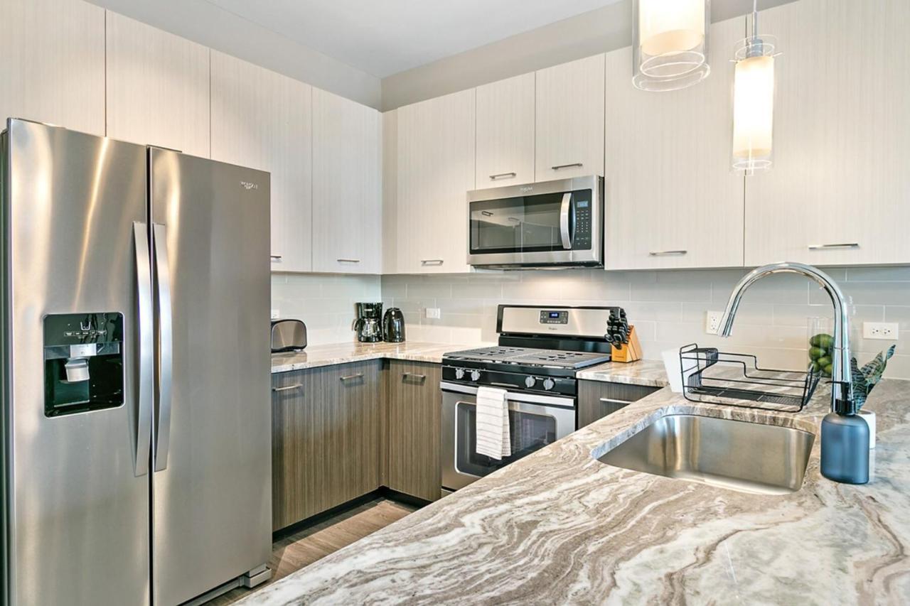 Bright & Comfortable Oakbrook 2Br Apt Free Parking - Ob 1 Apartamento Oakbrook Terrace Exterior foto
